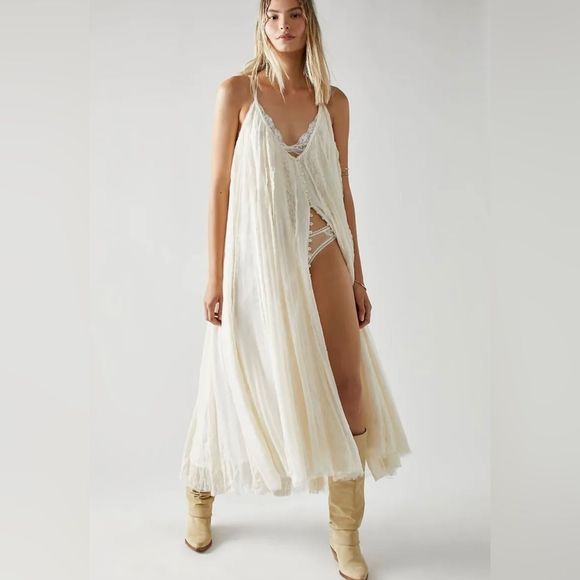 Free People Sweet Sea Maxi
Dress Size M
MSRP: $400 New - Picture 1 of 12